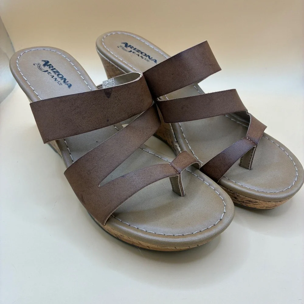 Arizona Womens Wedge Sandals Size 7.5 Faux Leather Brown Cork Heel Strappy Boho